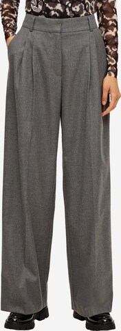 s.Oliver BLACK LABEL Wide leg Pleat-Front Pants in Grey: front