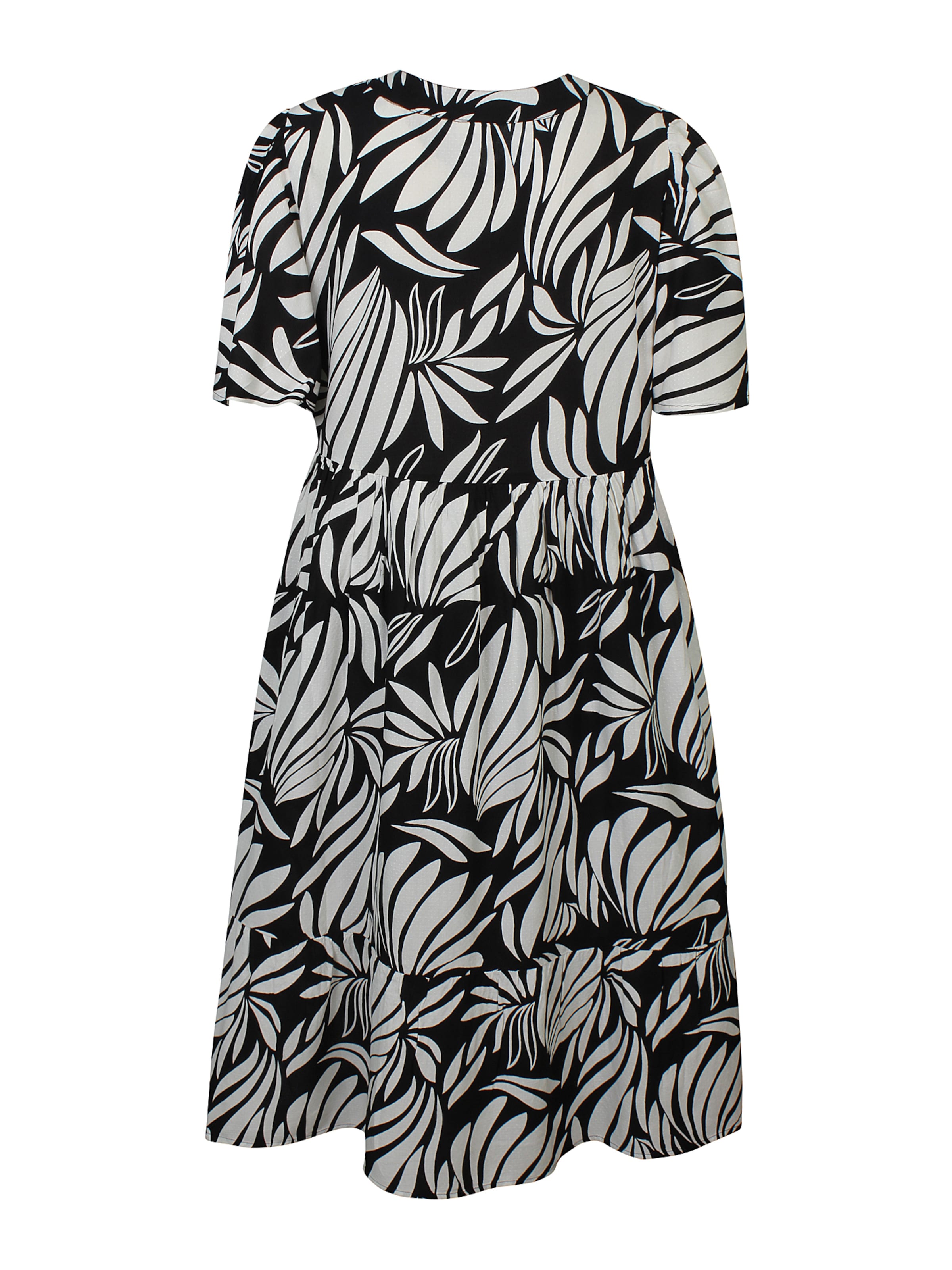 ze-ze Dress 'Frigg 122' in Black