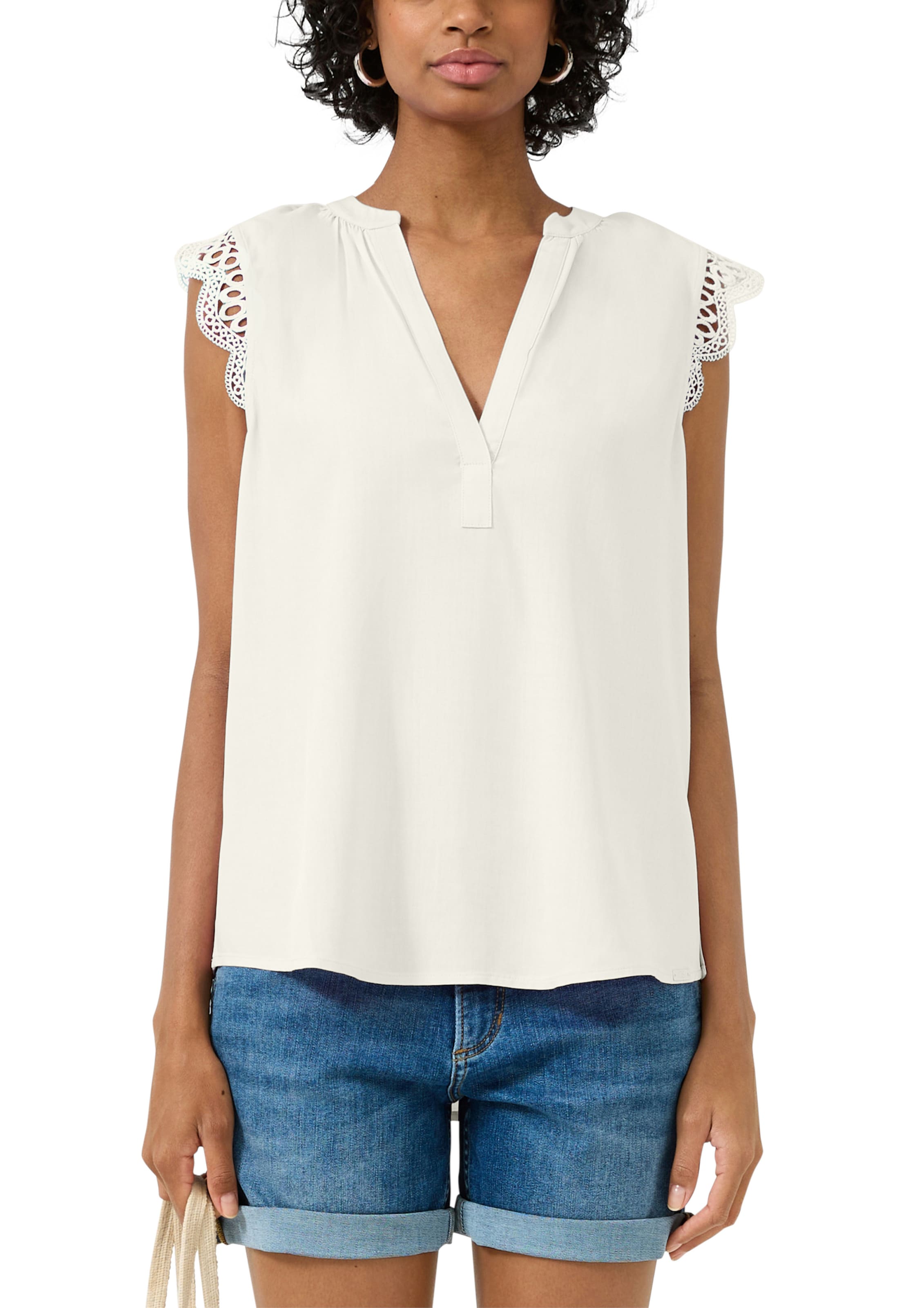 Chemisier QS en beige : devant