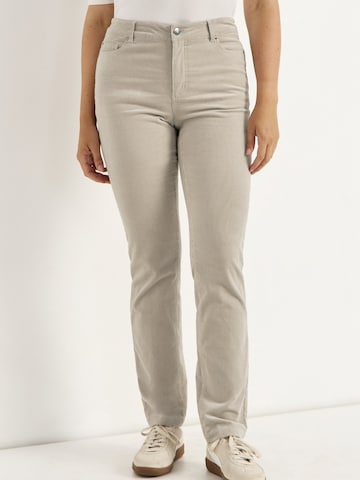 Cellbes of Sweden Regular Trousers in Beige: front