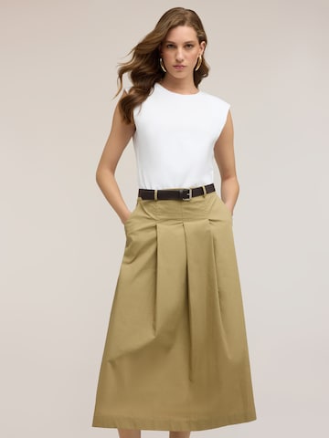 Robe MOTIVI en beige