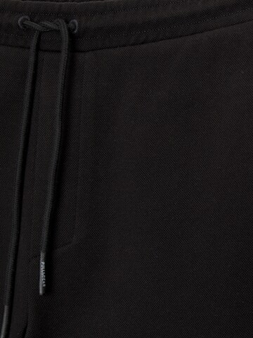 regular Pantaloni di Pull&Bear in nero