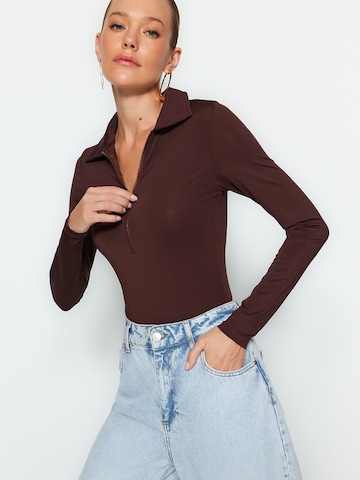 Trendyol Боди-футболка в Коричневый: спереди