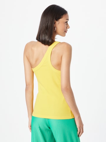 Banana Republic Top in Gelb