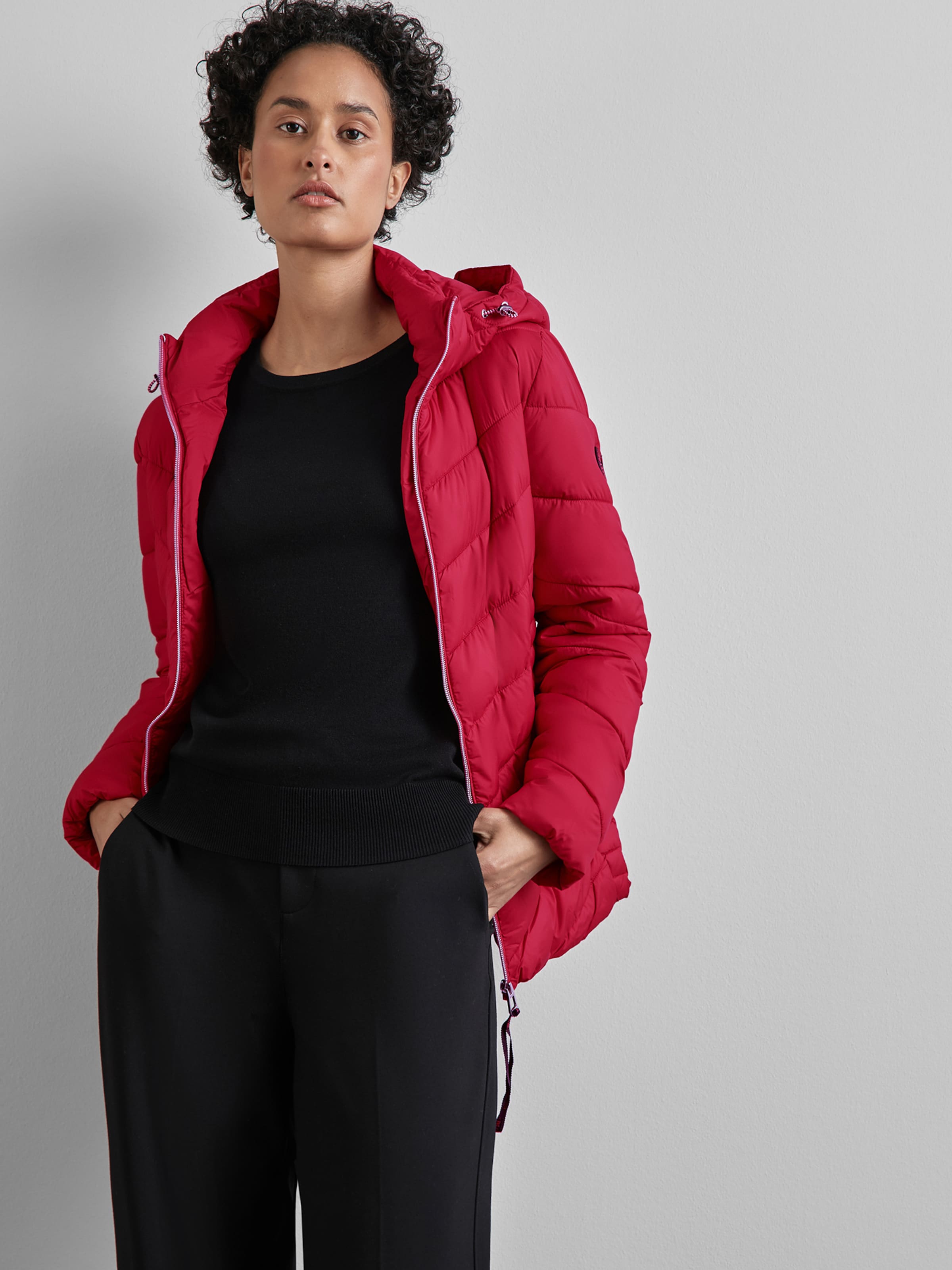 Street kleding sale