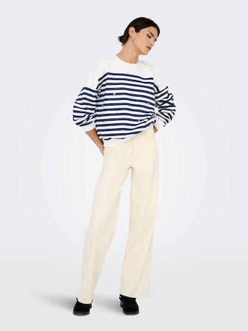 Sweat-shirt 'ONLAdele' ONLY en blanc