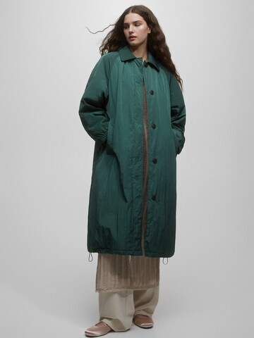 Pull&Bear Between-Seasons Coat in Green: front