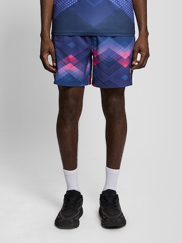 Lyle & Scott Swimming shorts in Blue: front