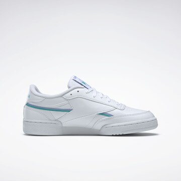 Baskets basses 'Club C 85' Reebok en blanc