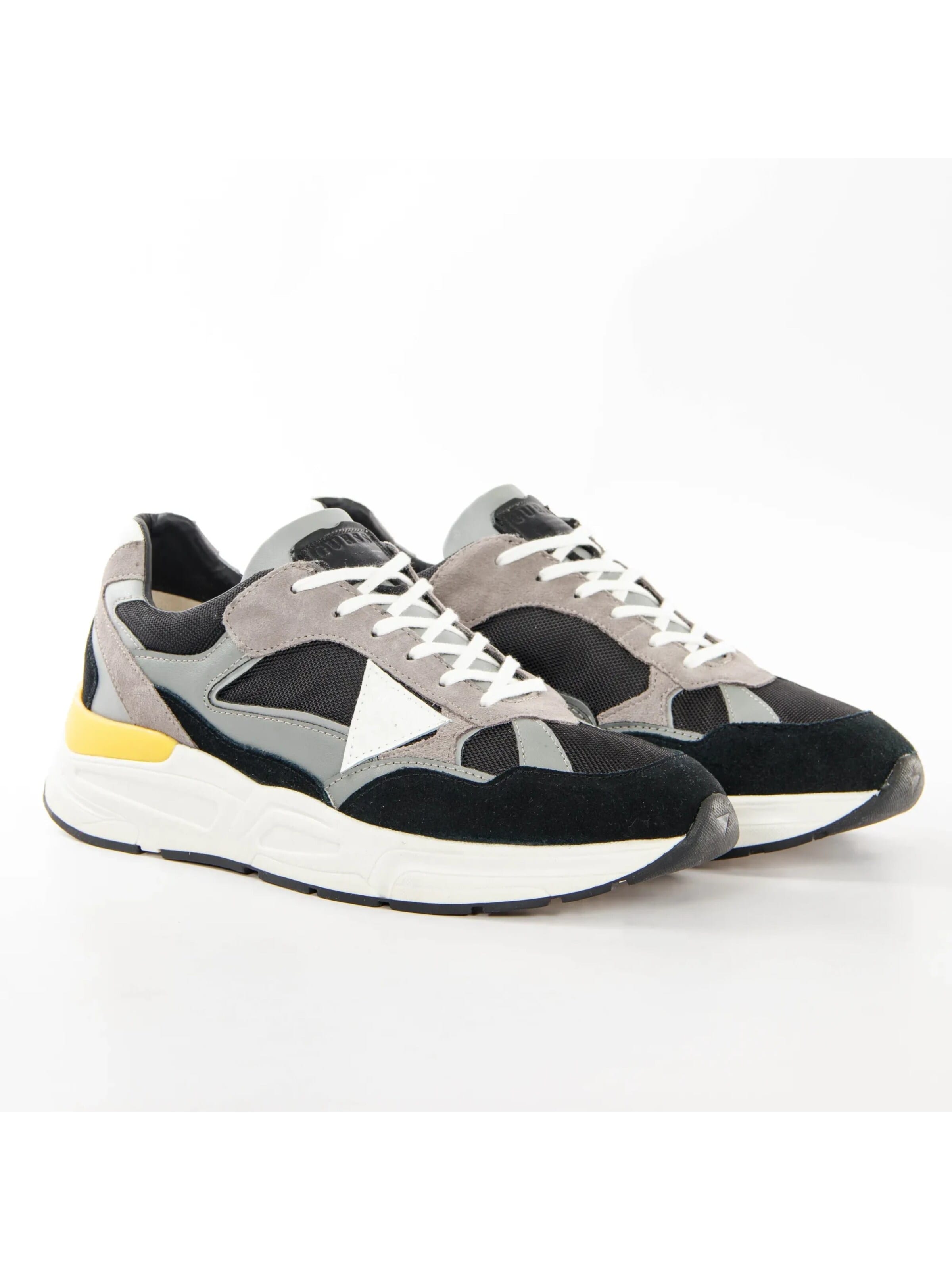 GUESS - Zapatos con cordón 'Imoele' en gris