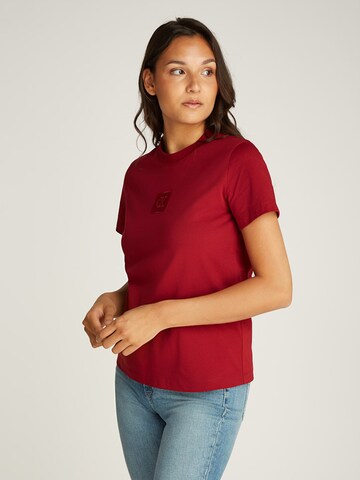 T-shirt Calvin Klein Jeans en rouge : devant