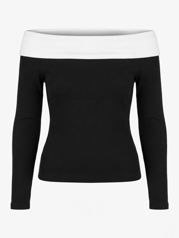Alexa Dash Shirt in Black: front