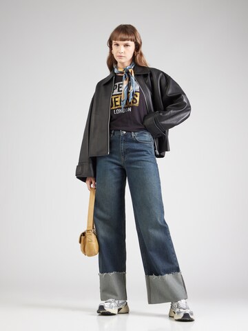 Pepe Jeans - Camiseta 'TYLERY' en negro