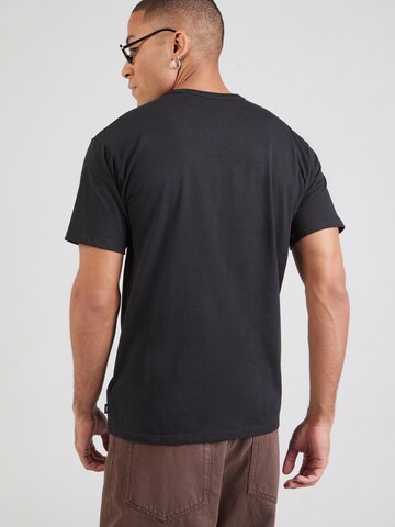 VANS Bluser & t-shirts 'OFF THE WALL II' i sort: tilbage
