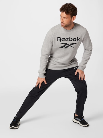 Reebok Суичър в сиво