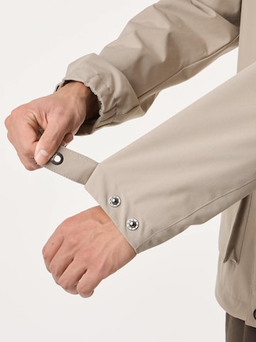Veste outdoor 'Sarek' SWEDEMOUNT en gris