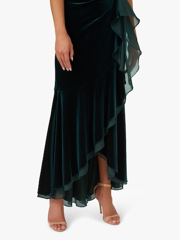 Adrianna Papell Evening dress in Green