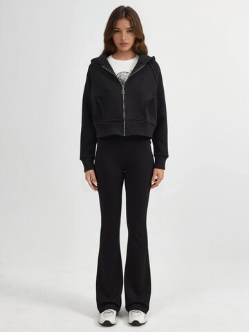 Sweat-shirt 'Kapuzenpullover' Hiccup en noir
