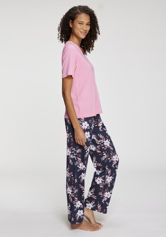 Pyjama LASCANA en rose : sur le côté