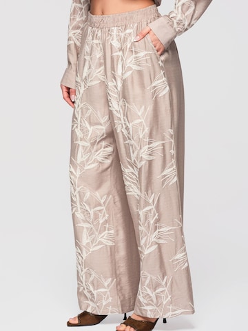 Ombre Regular Hose‌‌‌‌‌‌‌‌‌‌ in Beige