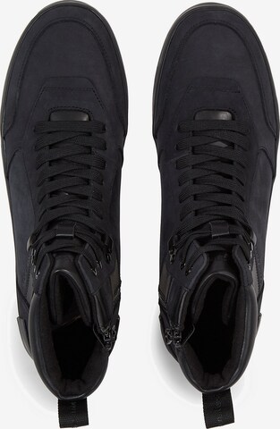 Sneaker alta di Calvin Klein Jeans in nero