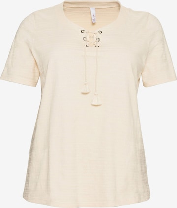 SHEEGO - Camiseta en beige: frente