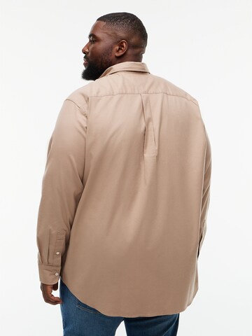 TOMMY HILFIGER Comfort fit Overhemd 'Flex' in Beige