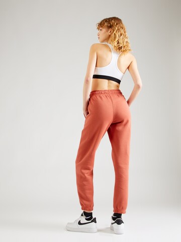 Jordan Tapered Pants in Red