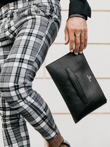 GT Collection Clutch in Schwarz