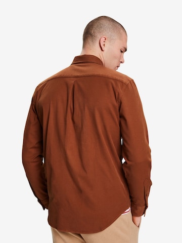 ESPRIT Regular fit Overhemd in Bruin