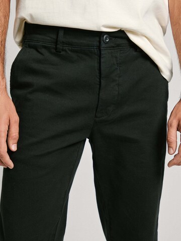 Coupe slim Pantalon chino Pepe Jeans en noir