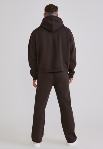 SikSilk Joggingpak in Bruin