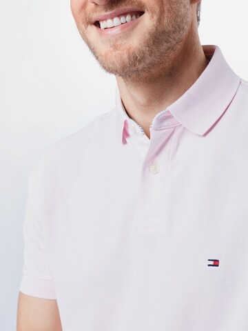 TOMMY HILFIGER Poloshirt in Lila