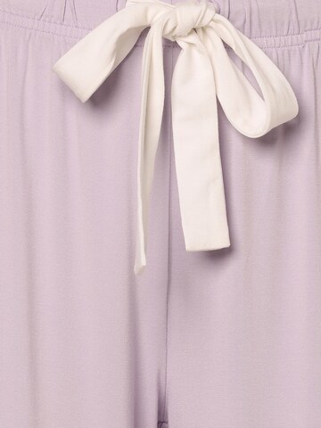 Marie Lund Pajama pants in Purple