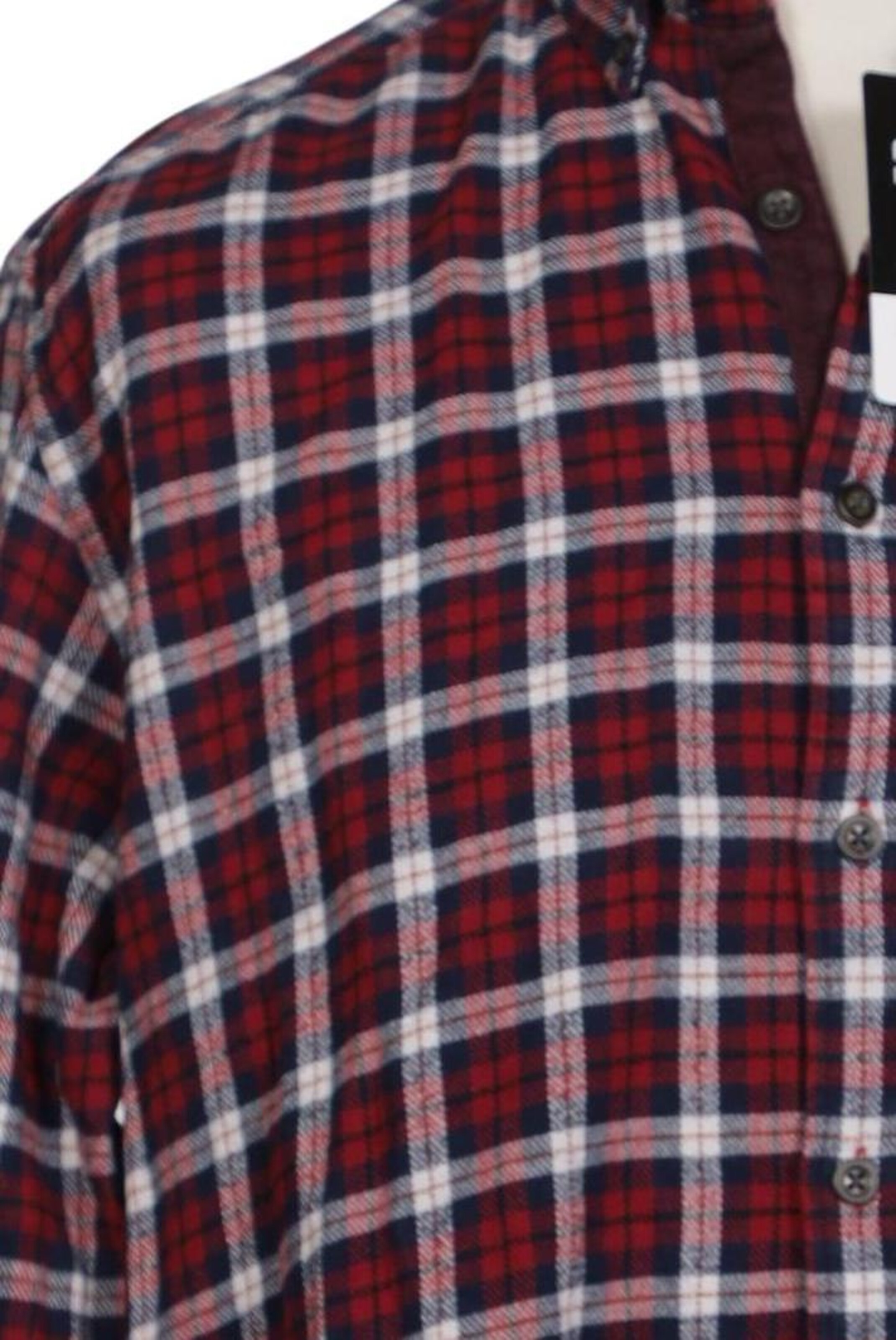 HECHTER PARIS Button Up Shirt in L in Red