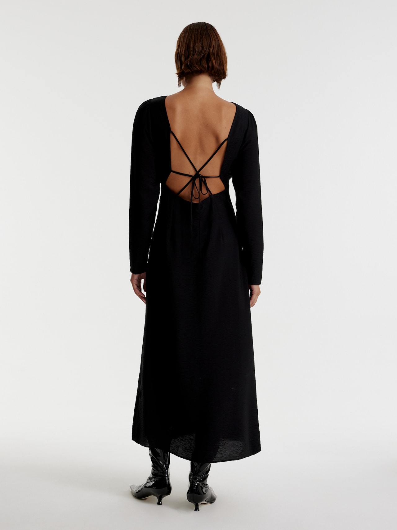 EDITED Produits Robe 'Qeena' noir