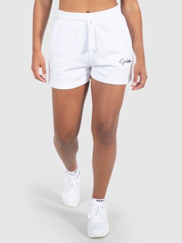 Smilodox Regular Shorts 'Aurilia' in Weiß: Vorderseite