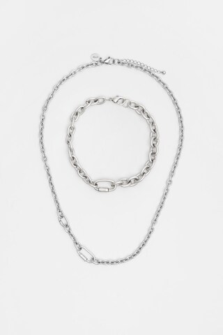Set di gioielli di Pull&Bear in argento: frontale