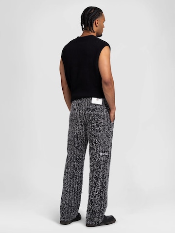 YVZ Denim Baggy Jeans 'Cassiopeia' in Black