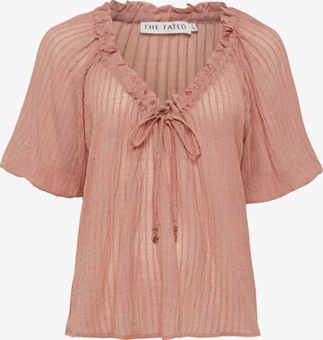 The Fated Blouse in Roze: voorkant