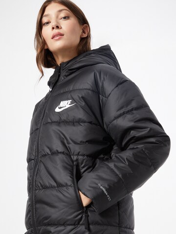 juoda Nike Sportswear Žieminis paltas