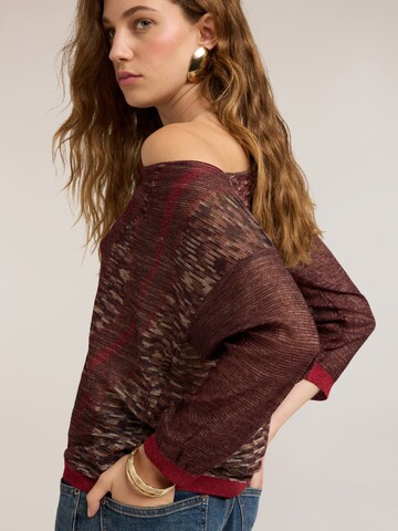 MOTIVI - Jersey en rojo