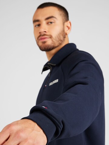 TOMMY HILFIGER Sweatshirt in Blau