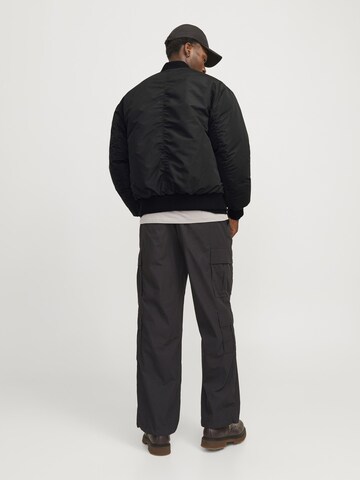 JACK & JONES Välikausitakki 'JCOKinetic' värissä musta