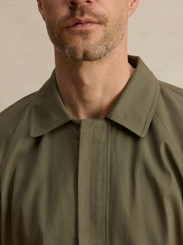 DAN FOX APPAREL Преходно яке 'Dennis' в зелено