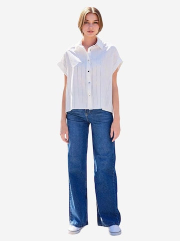 Bigdart - Blusa em branco