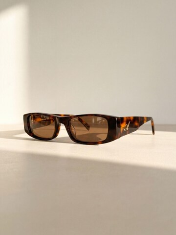 ARMIE Sonnenbrille 'The Avery'‌ in Braun: Vorderseite