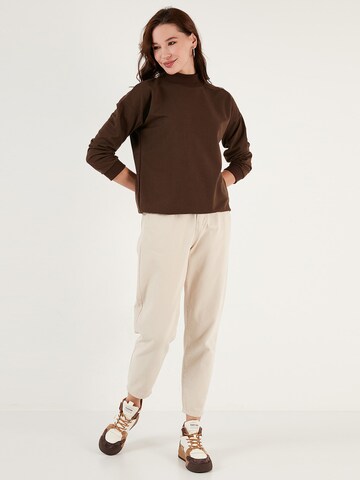 LELA Sweatshirt in Brown