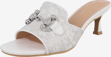 Ital-Design Mules in White: front