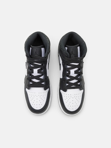 Jordan Sneakers 'Air Jordan 1' i sort